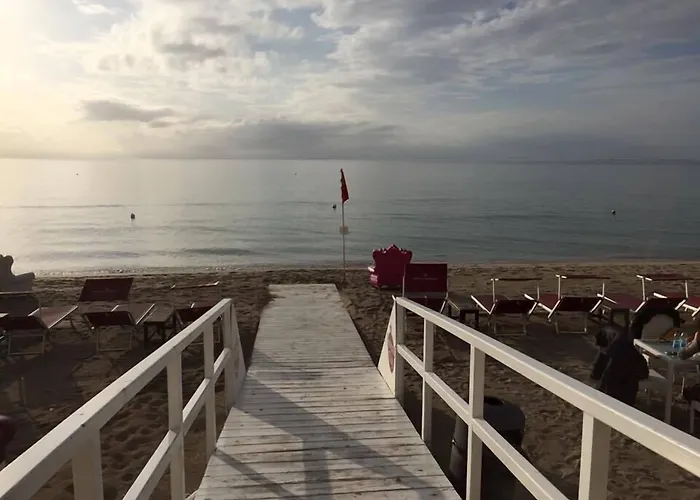 فندق مبيت وإفطار Cuore Di غالّيبولي